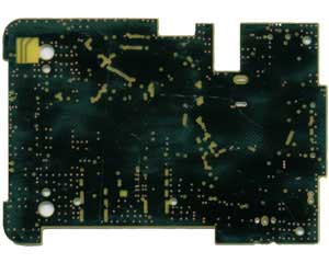 行车记录仪PCB背面过孔